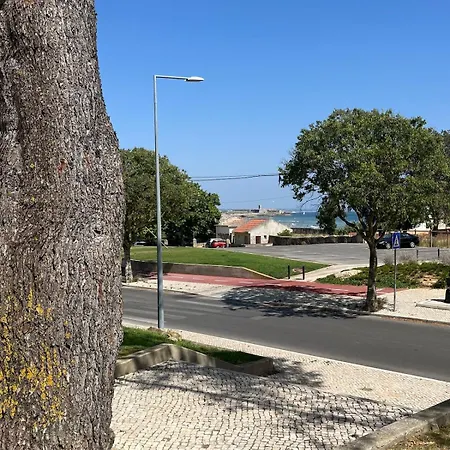 Casa Duarte Carcavelos * 帕雷迪